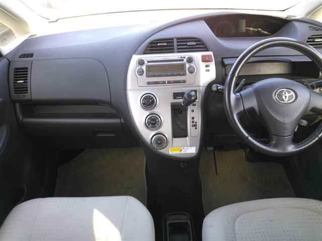 TOYOTA RACTIS 2009