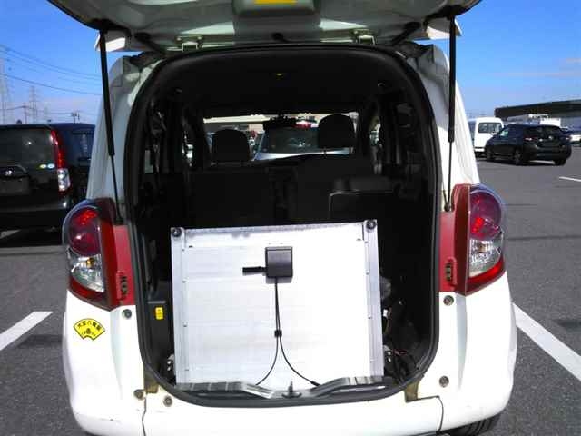 TOYOTA RACTIS 2009