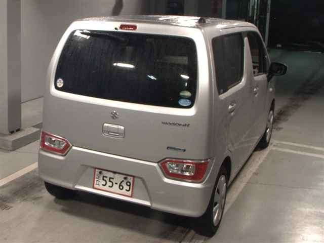 SUZUKI WAGON R 2018