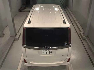 TOYOTA NOAH 2018