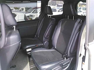 TOYOTA NOAH 2018