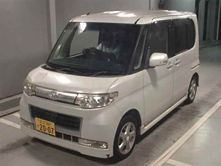 DAIHATSU TANTO 2009