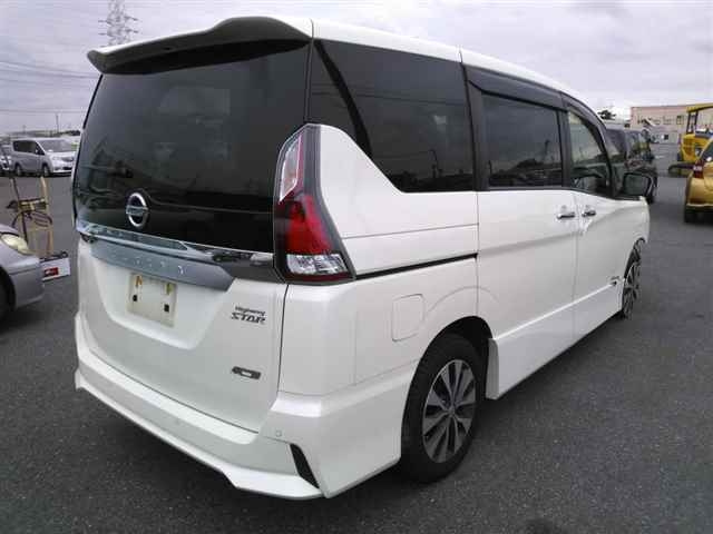 NISSAN SERENA 2017