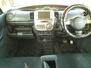 DAIHATSU TANTO 2009