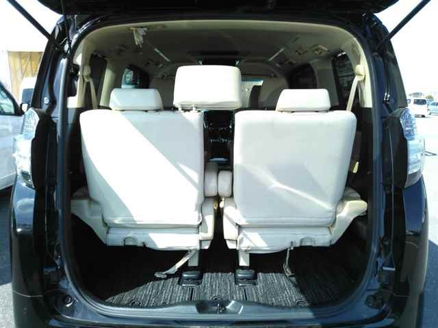 TOYOTA VELLFIRE 2016