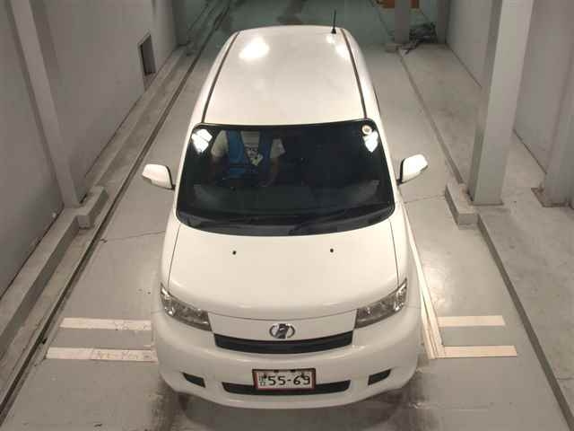 TOYOTA BB 2015
