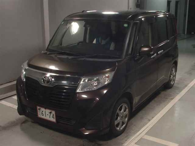 TOYOTA ROOMY 2016