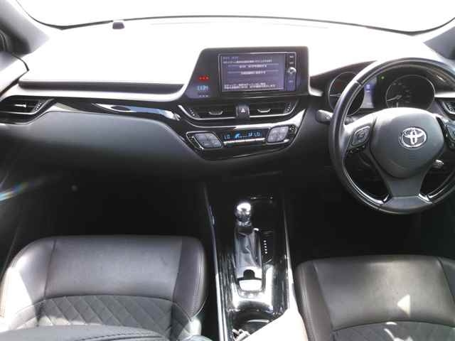 TOYOTA C-HR 2017