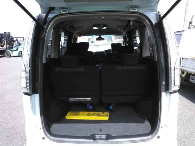 NISSAN SERENA 2014