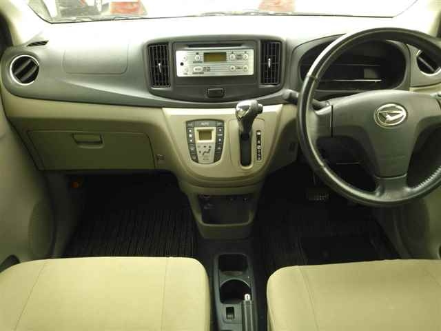 DAIHATSU MIRA E S 2012