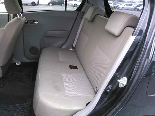 DAIHATSU MIRA E S 2012