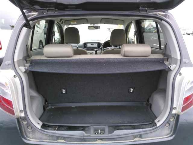 DAIHATSU MIRA E S 2012