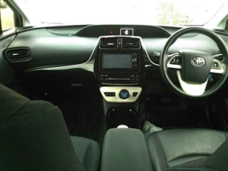 TOYOTA PRIUS 2018