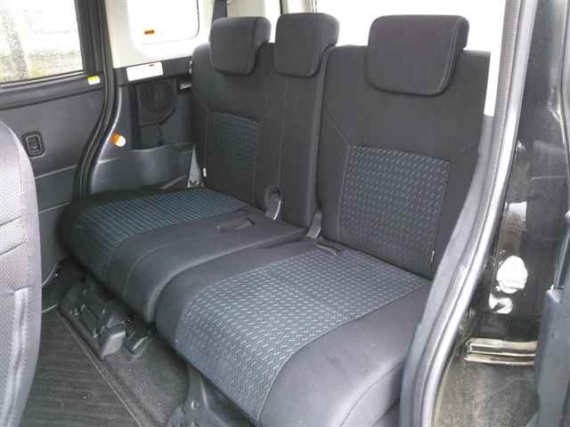 TOYOTA ROOMY 2021