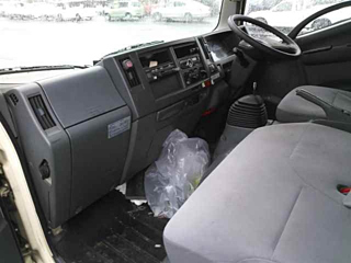ISUZU ELF 2015