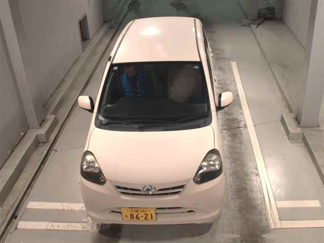 DAIHATSU MIRA E S 2011