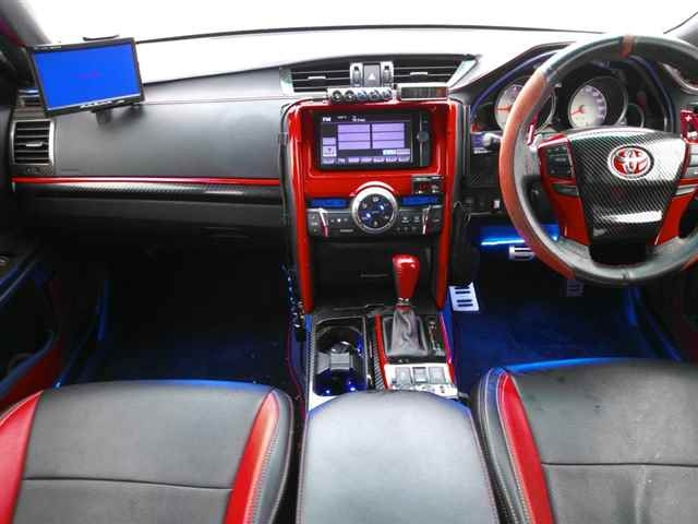 TOYOTA MARK X 2013