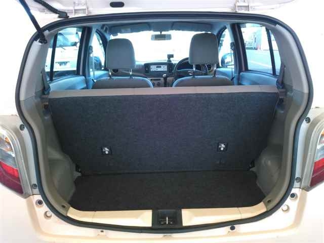 DAIHATSU MIRA E S 2011