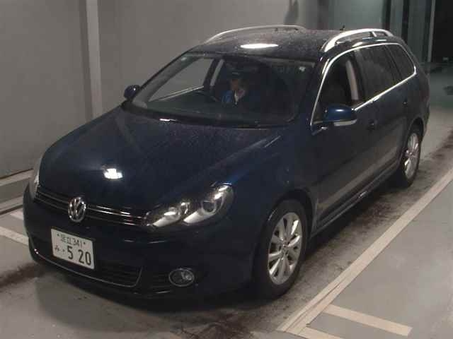 VOLKSWAGEN GOLF 2011