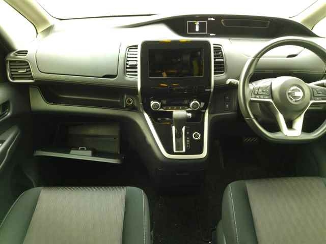 NISSAN SERENA 2017