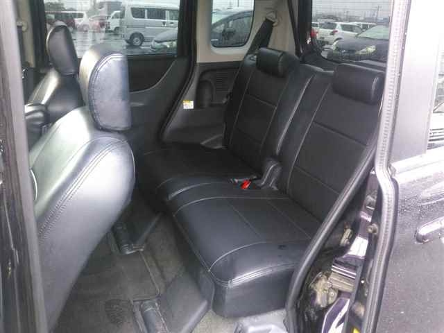 NISSAN ROOX 2009