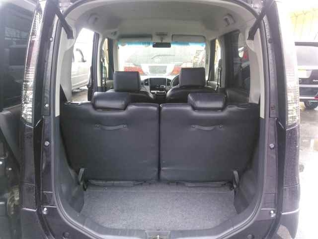NISSAN ROOX 2009