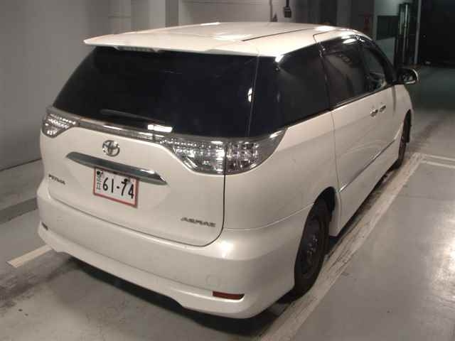 TOYOTA ESTIMA 2016