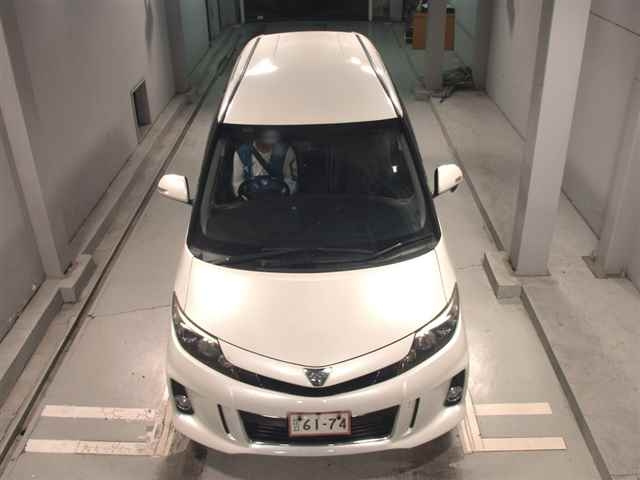 TOYOTA ESTIMA 2016