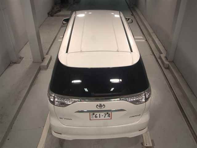 TOYOTA ESTIMA 2016