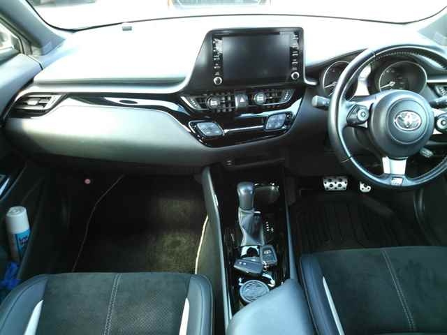TOYOTA C-HR 2021