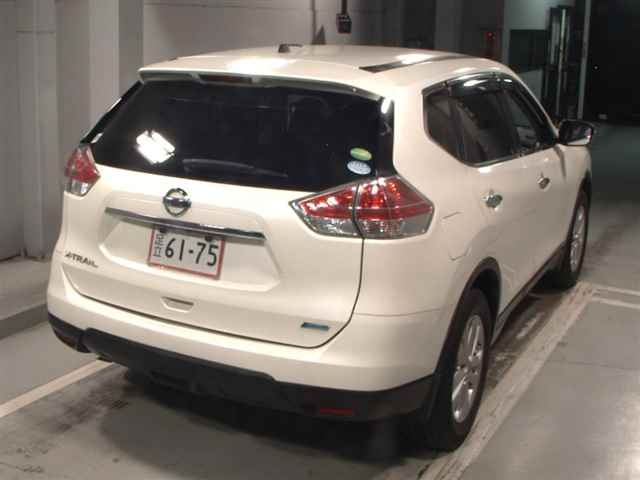 NISSAN X-TRAIL 2014
