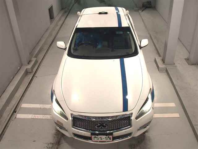 NISSAN FUGA 2015