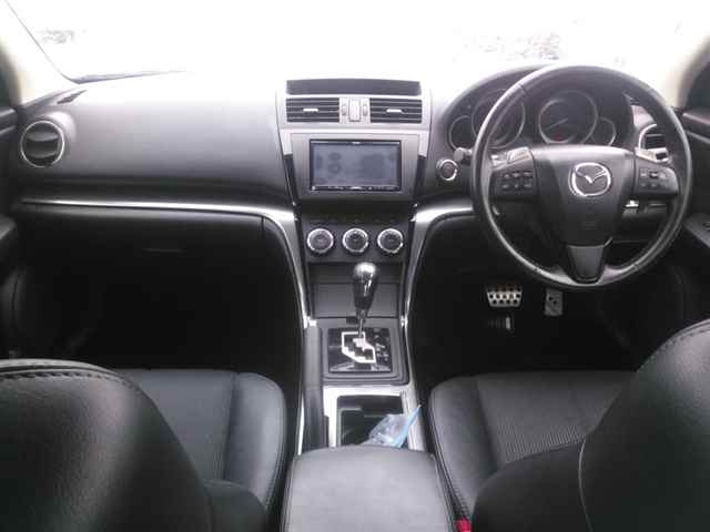 MAZDA ATENZA SPORT 2010
