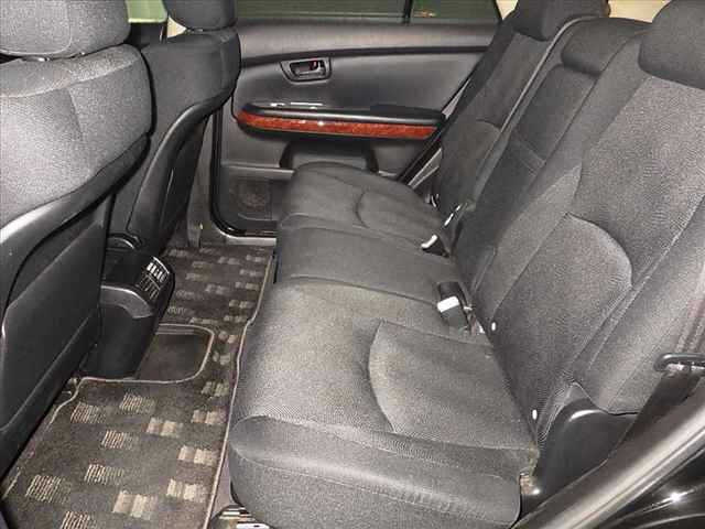 TOYOTA HARRIER 2009
