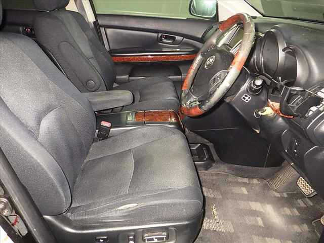 TOYOTA HARRIER 2009