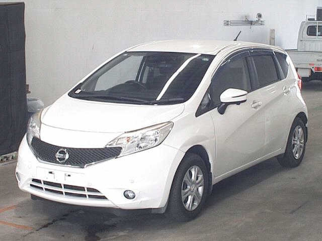 NISSAN NOTE 2015
