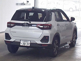 TOYOTA RAIZE 2025