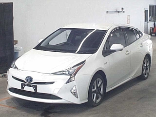 TOYOTA PRIUS 2016
