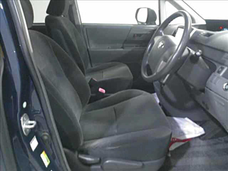 TOYOTA NOAH 2008