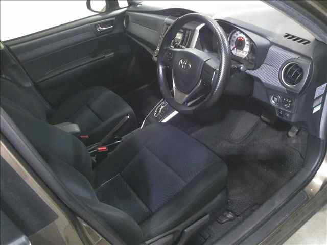 TOYOTA COROLLA FIELDER 2013