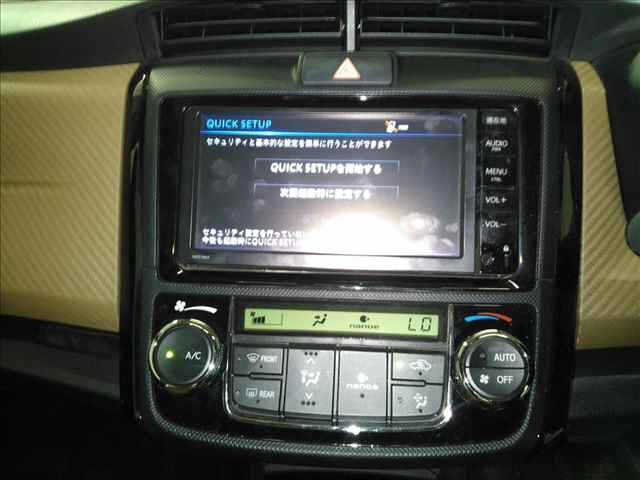 TOYOTA COROLLA AXIO 2015