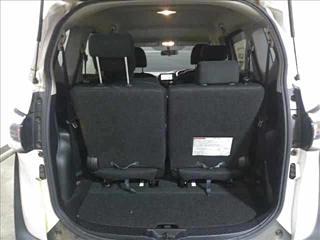 TOYOTA SIENTA 2016