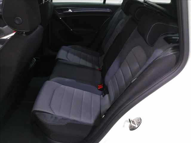 VOLKSWAGEN GOLF VARIANT 2016