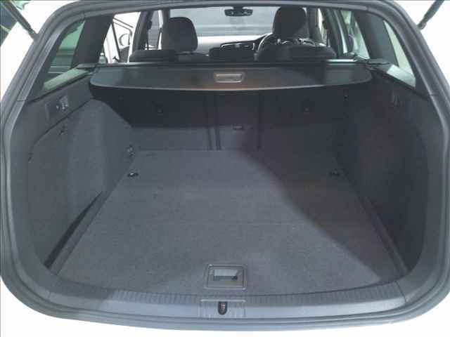 VOLKSWAGEN GOLF VARIANT 2016
