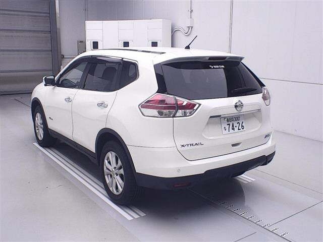 NISSAN X-TRAIL 2015