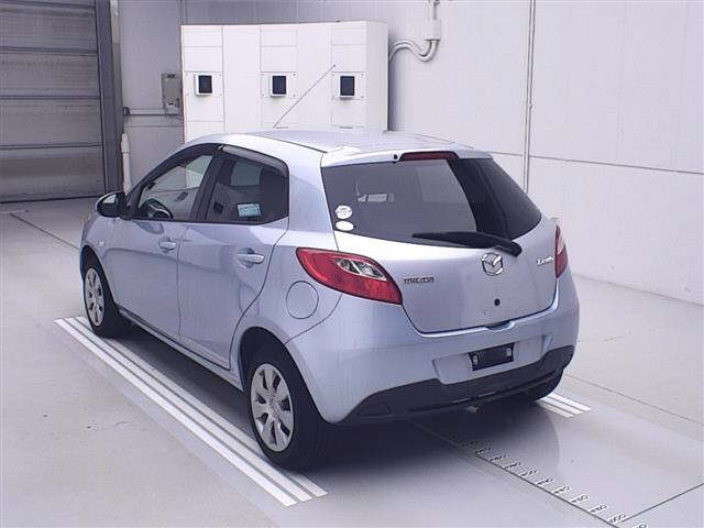 MAZDA DEMIO 2011