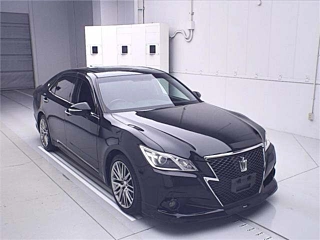 TOYOTA CROWN 2013