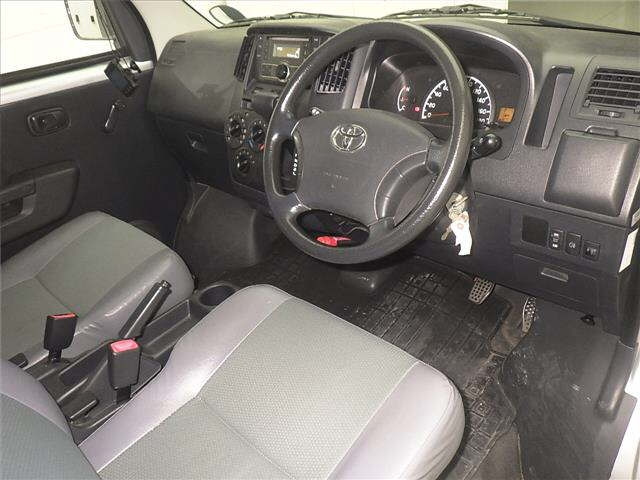 TOYOTA TOWN ACE VAN 2016