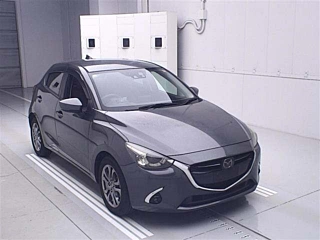 MAZDA DEMIO 2017