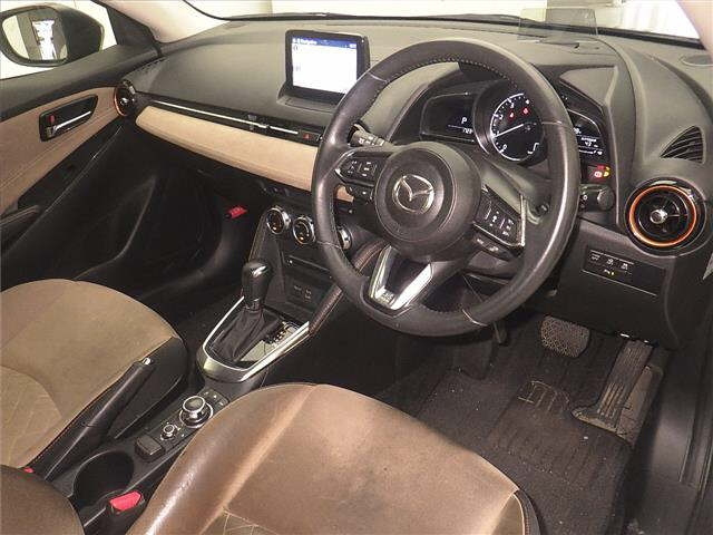MAZDA DEMIO 2017